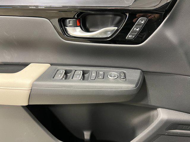 new 2025 Honda CR-V car, priced at $36,690
