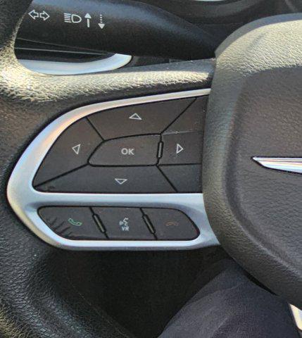 used 2020 Chrysler Pacifica car, priced at $19,999