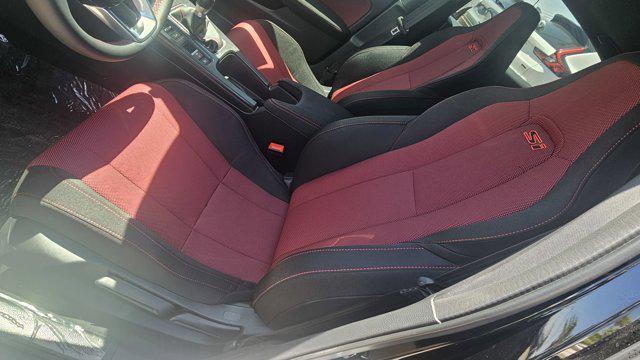 new 2025 Honda Civic Si car, priced at $30,655
