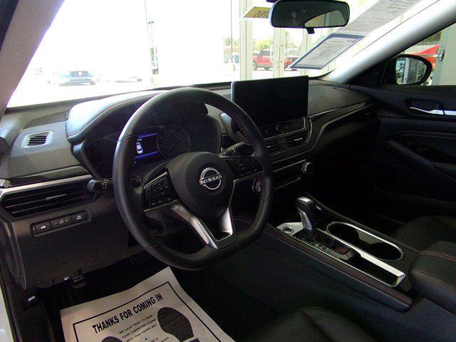 used 2023 Nissan Altima car, priced at $25,887