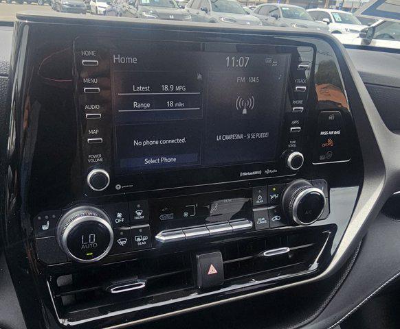 used 2022 Toyota Highlander car, priced at $32,877
