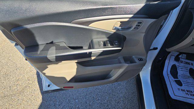used 2022 Honda Pilot car, priced at $29,999