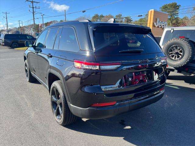 used 2024 Jeep Grand Cherokee car, priced at $40,775