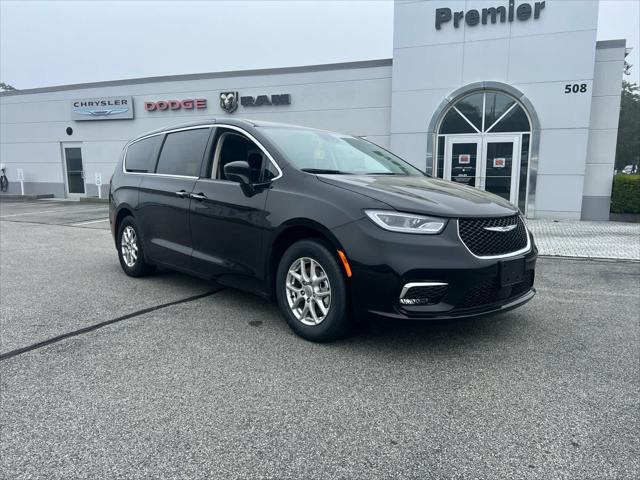 used 2024 Chrysler Pacifica car, priced at $30,475