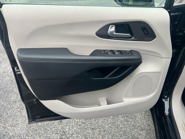 used 2024 Chrysler Pacifica car, priced at $30,475