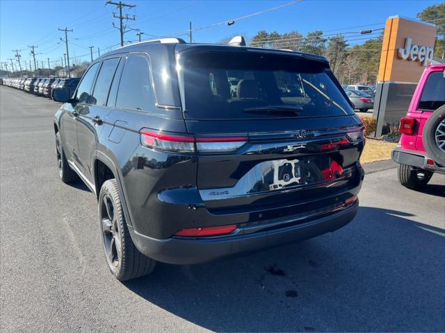 new 2025 Jeep Grand Cherokee car, priced at $52,535