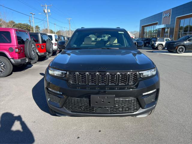 new 2025 Jeep Grand Cherokee car, priced at $52,535