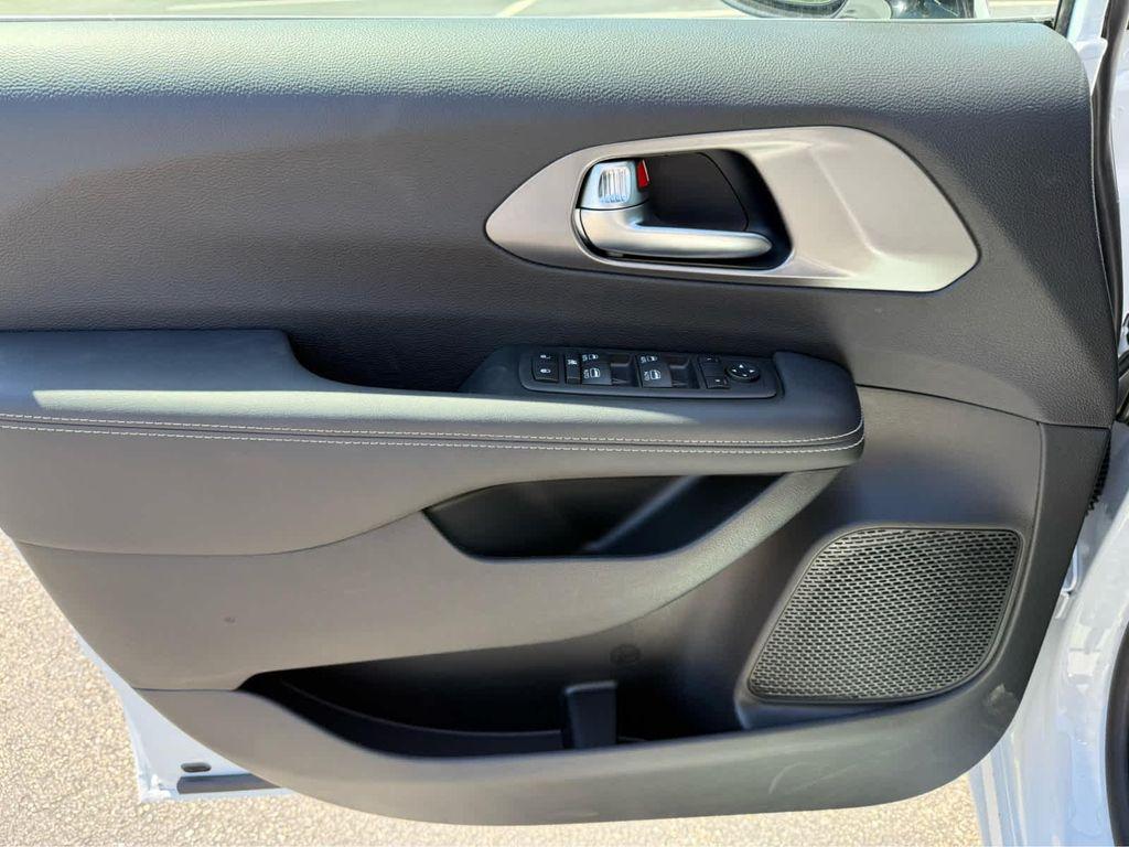 new 2026 Chrysler Voyager car, priced at $37,000