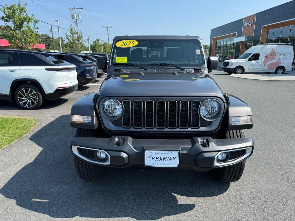 used 2025 Jeep Gladiator car, priced at $45,575