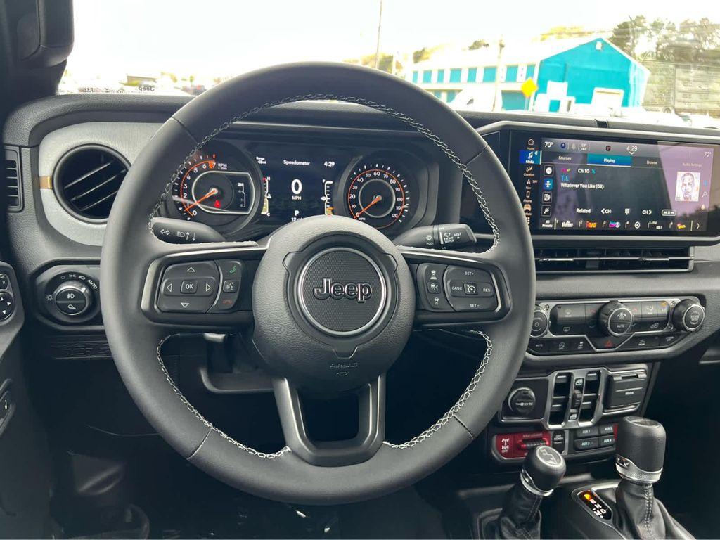 new 2025 Jeep Gladiator car, priced at $48,975
