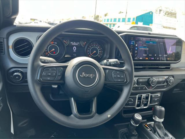 new 2025 Jeep Wrangler car, priced at $46,475