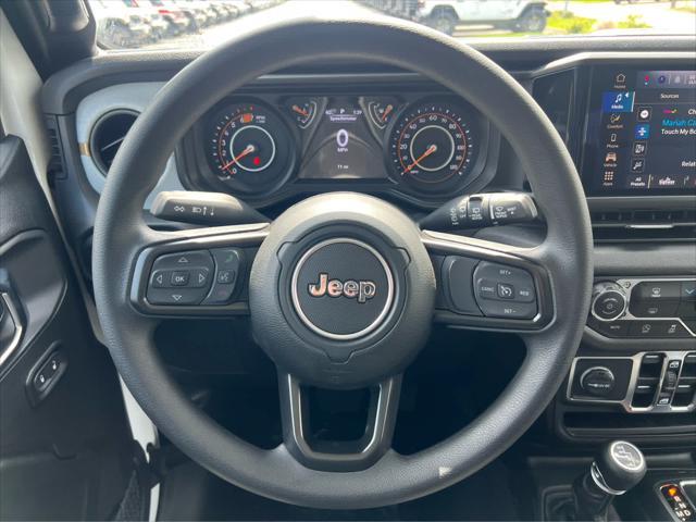 new 2025 Jeep Wrangler car, priced at $46,475