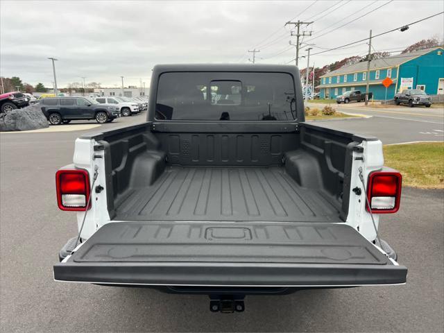 used 2024 Jeep Gladiator car, priced at $38,975