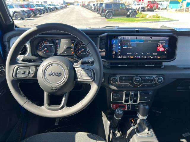 new 2025 Jeep Gladiator car, priced at $48,175