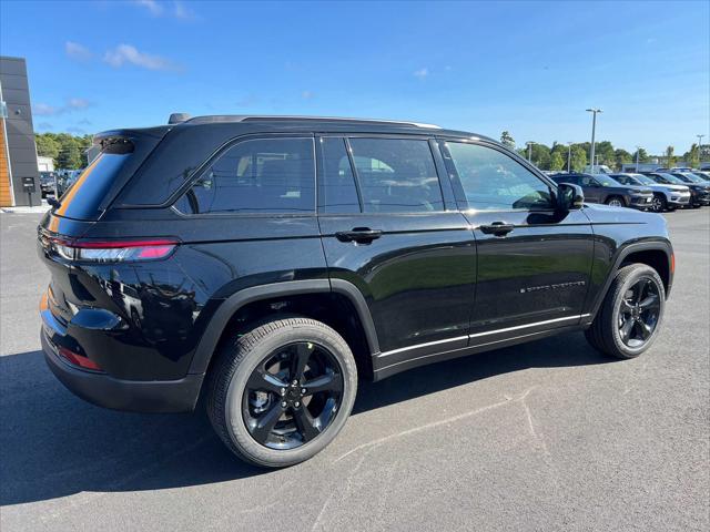 new 2024 Jeep Grand Cherokee car, priced at $46,941