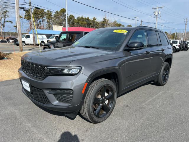 used 2025 Jeep Grand Cherokee car, priced at $41,975