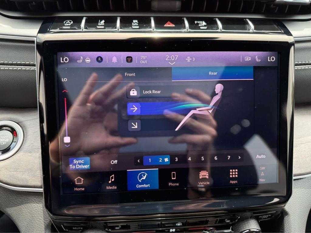 new 2025 Jeep Grand Cherokee L car, priced at $49,000