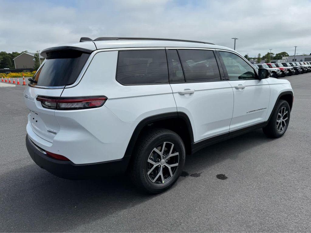 new 2025 Jeep Grand Cherokee L car, priced at $49,000