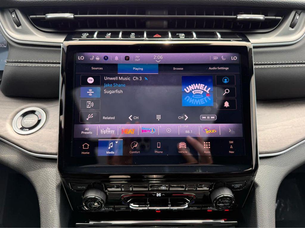 new 2025 Jeep Grand Cherokee L car, priced at $49,000