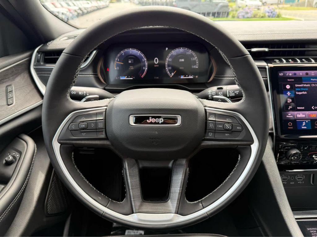 new 2025 Jeep Grand Cherokee L car, priced at $49,000