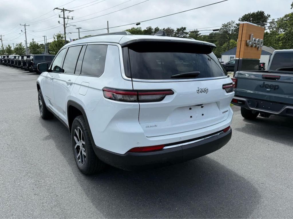 new 2025 Jeep Grand Cherokee L car, priced at $49,000
