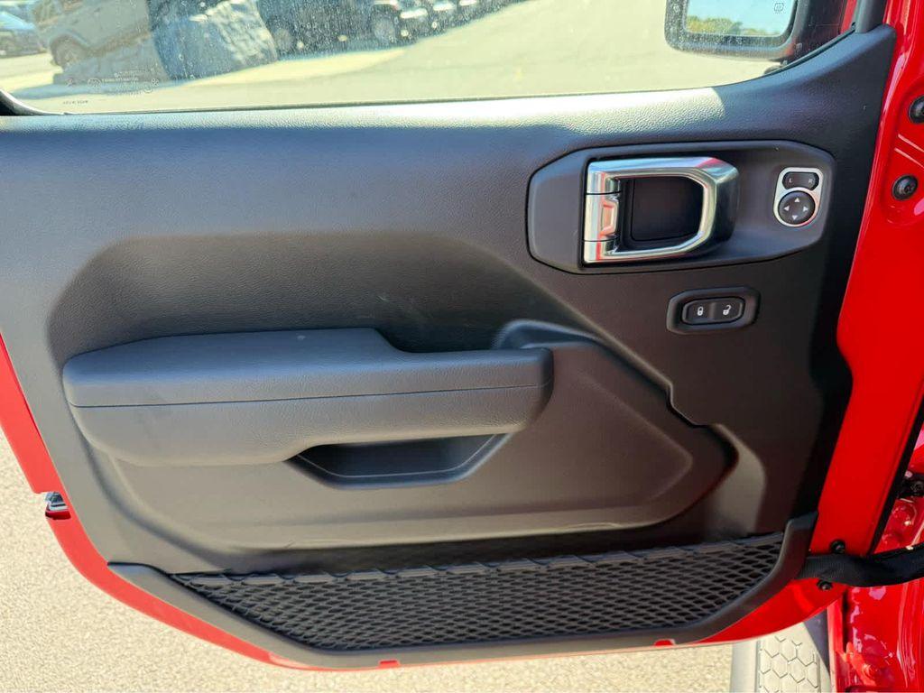 new 2026 Jeep Wrangler car, priced at $47,000