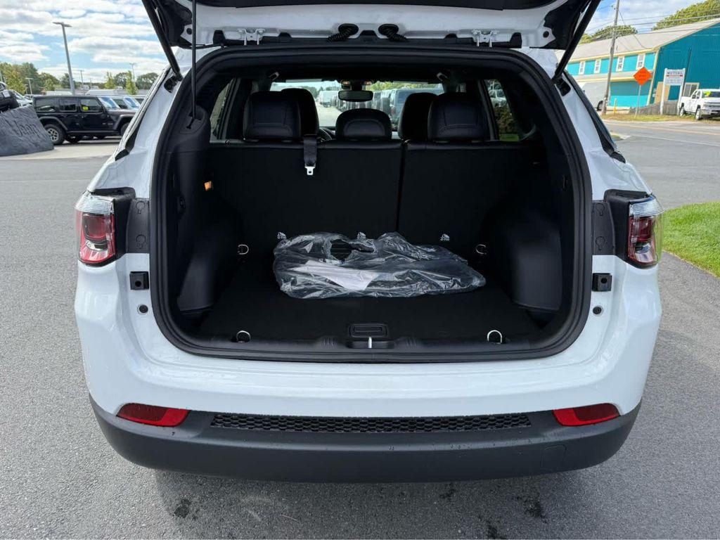 new 2026 Jeep Compass car, priced at $36,500