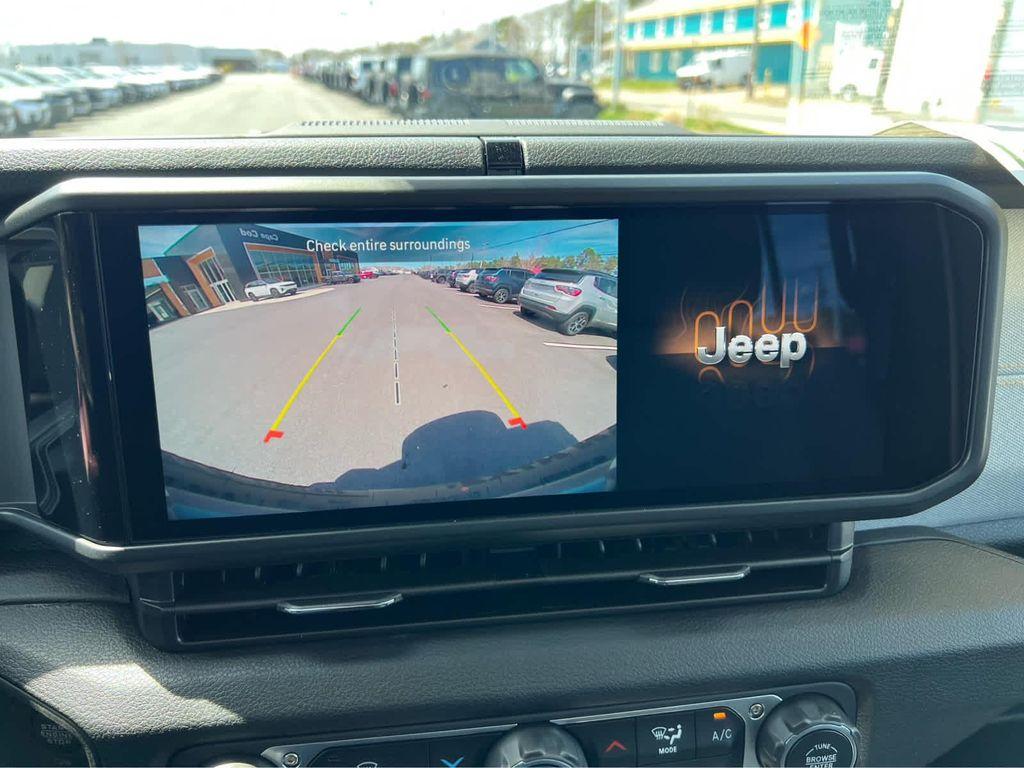 new 2025 Jeep Wrangler car, priced at $41,475