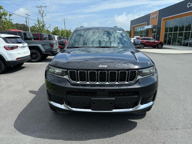 new 2025 Jeep Grand Cherokee L car, priced at $45,000