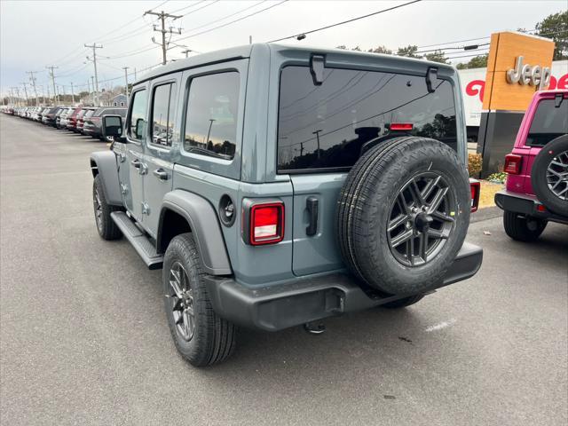 new 2025 Jeep Wrangler car, priced at $49,759