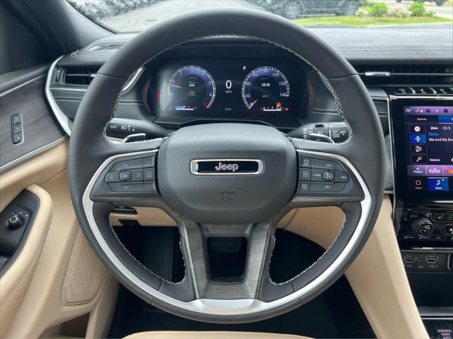 new 2025 Jeep Grand Cherokee L car, priced at $48,900