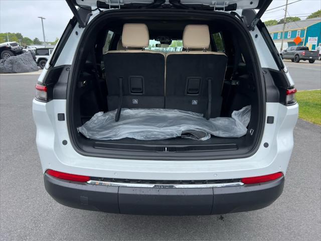 new 2025 Jeep Grand Cherokee L car, priced at $48,900
