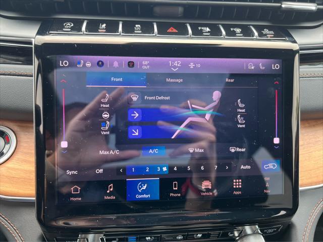 new 2025 Jeep Grand Cherokee L car, priced at $69,060