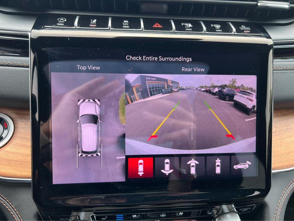 new 2025 Jeep Grand Cherokee L car, priced at $65,975