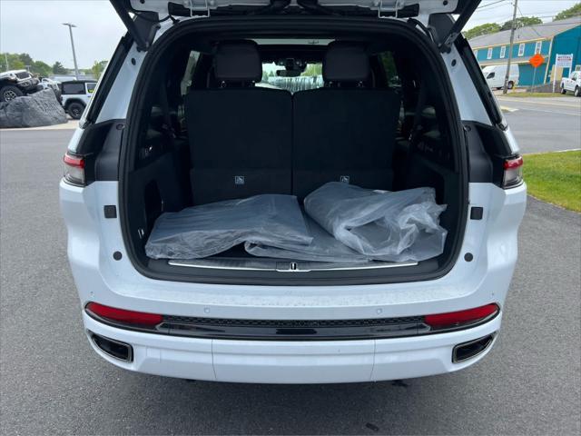 new 2025 Jeep Grand Cherokee L car, priced at $69,060