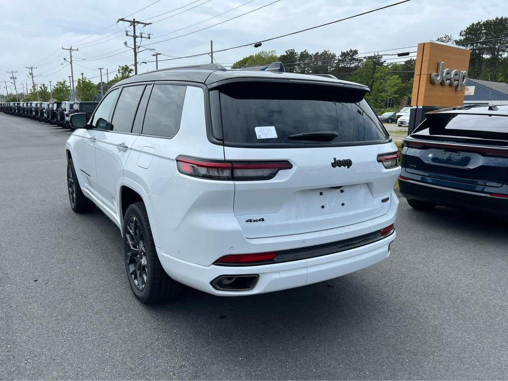 new 2025 Jeep Grand Cherokee L car, priced at $65,975