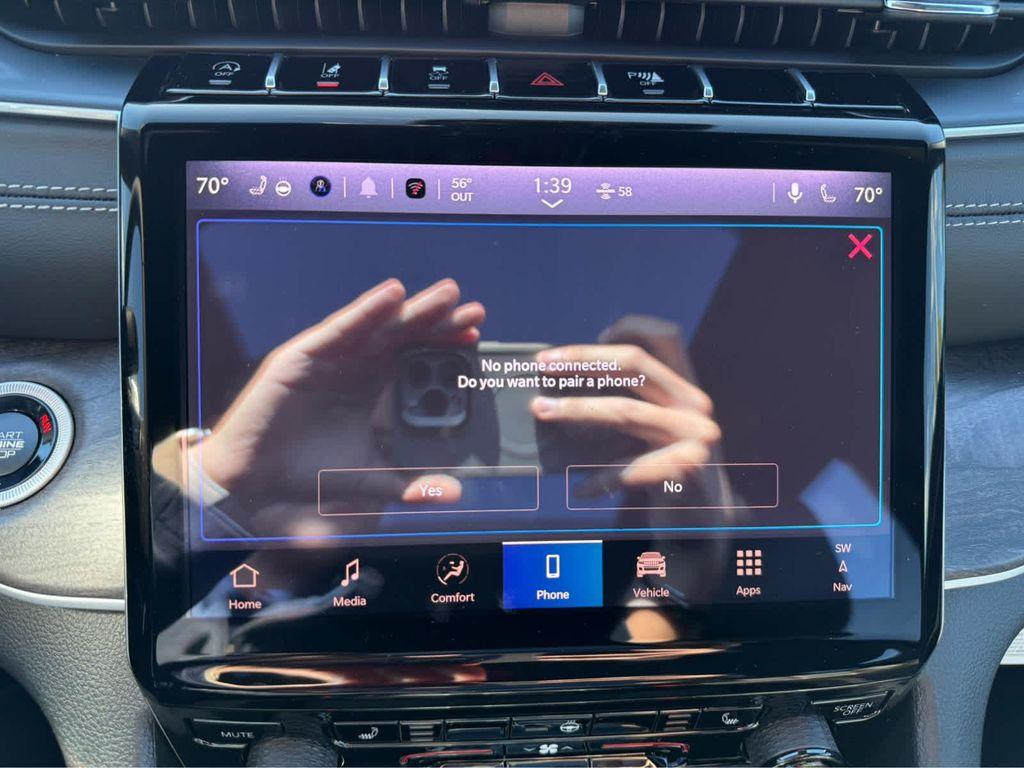 new 2025 Jeep Grand Cherokee car, priced at $47,750