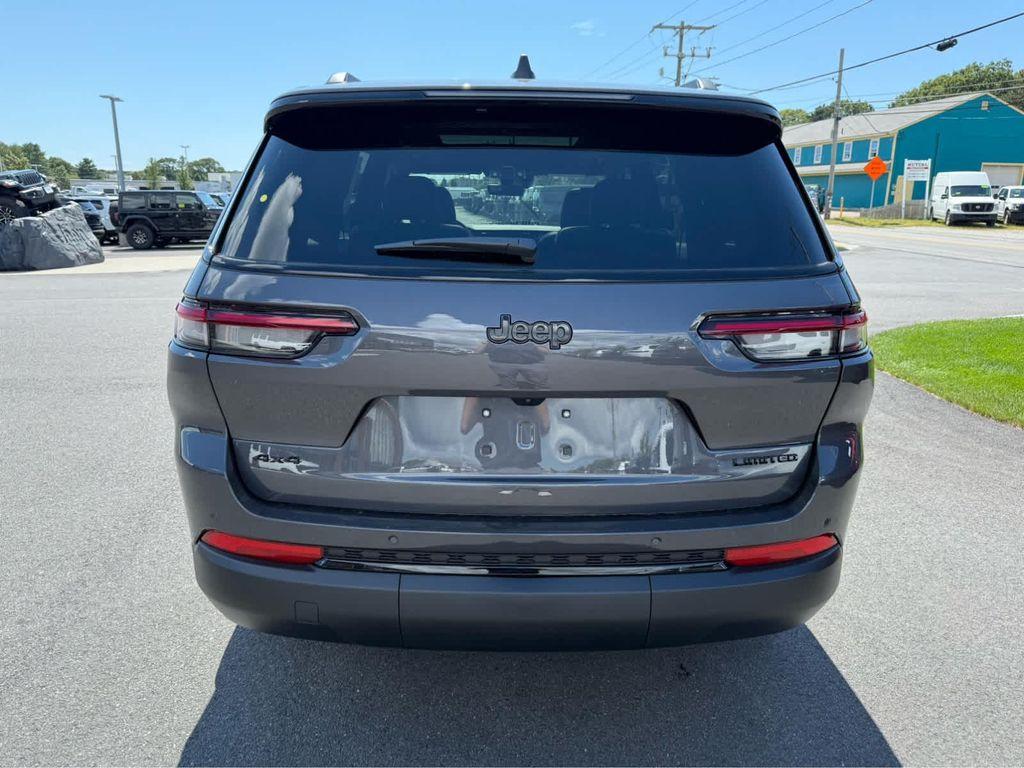 new 2025 Jeep Grand Cherokee L car, priced at $54,835