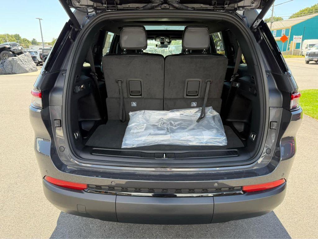 new 2025 Jeep Grand Cherokee L car, priced at $54,835