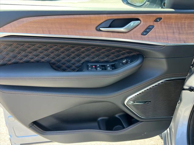 new 2025 Jeep Grand Cherokee car, priced at $65,630