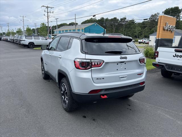 new 2024 Jeep Compass car, priced at $37,030