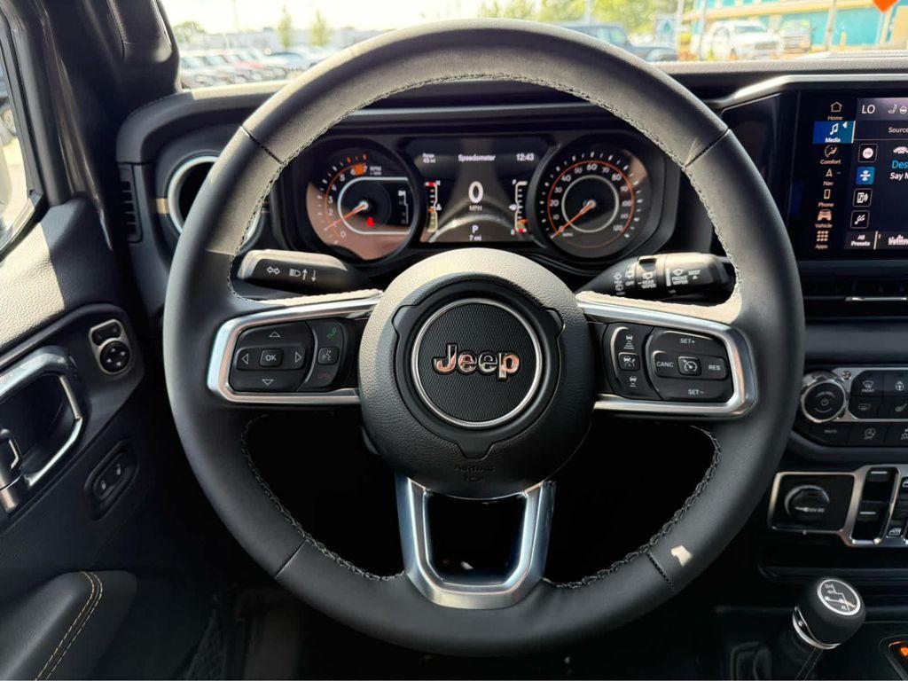 new 2025 Jeep Wrangler car, priced at $54,475