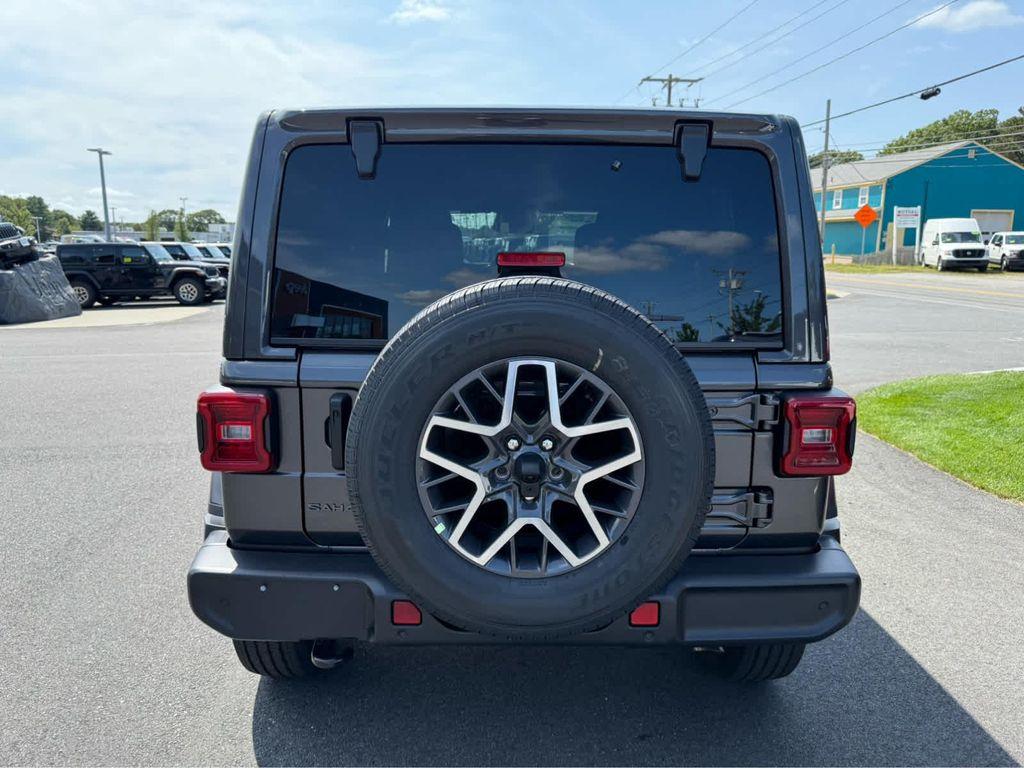 new 2025 Jeep Wrangler car, priced at $54,475