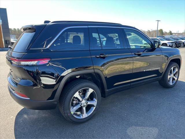 new 2025 Jeep Grand Cherokee car, priced at $49,775