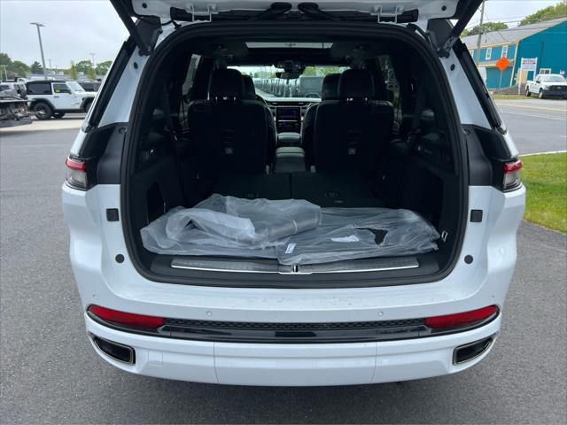 new 2025 Jeep Grand Cherokee L car, priced at $69,060