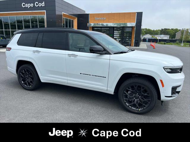 new 2025 Jeep Grand Cherokee L car, priced at $69,060
