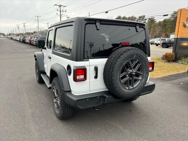 new 2025 Jeep Wrangler car, priced at $43,167