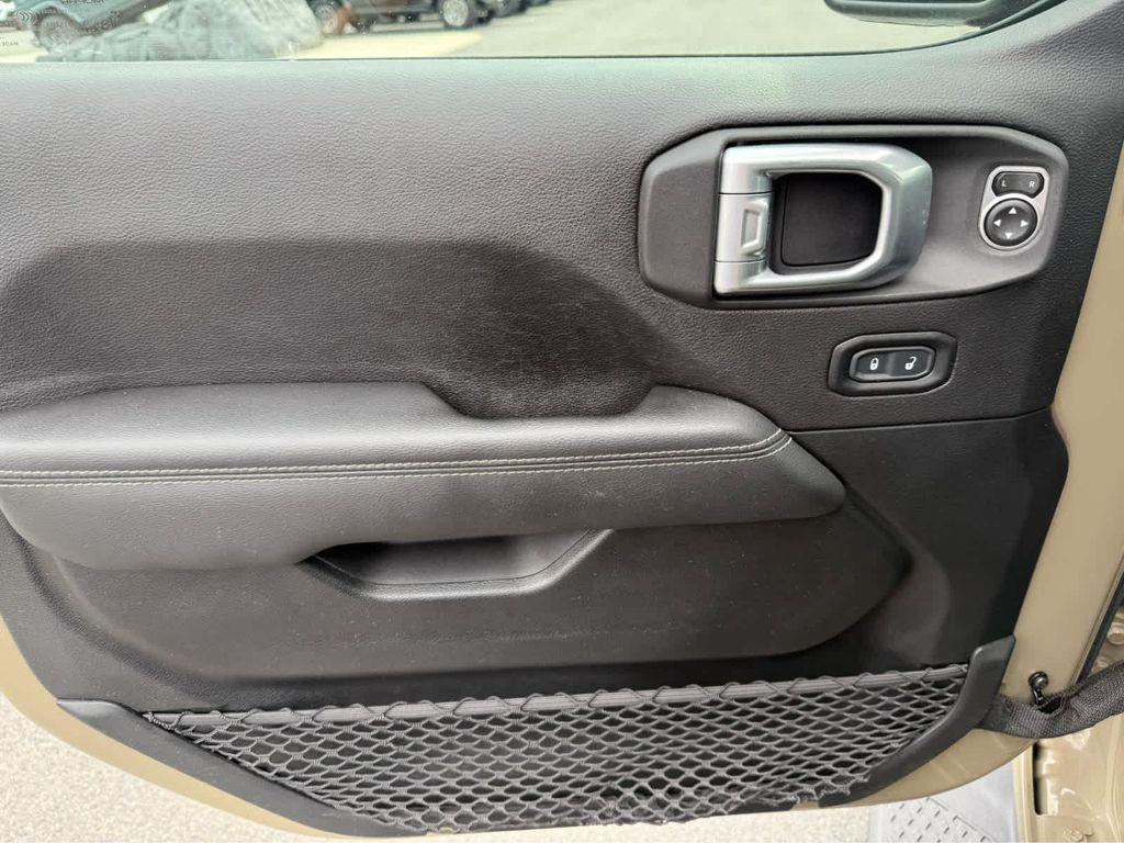 used 2020 Jeep Gladiator car, priced at $31,575