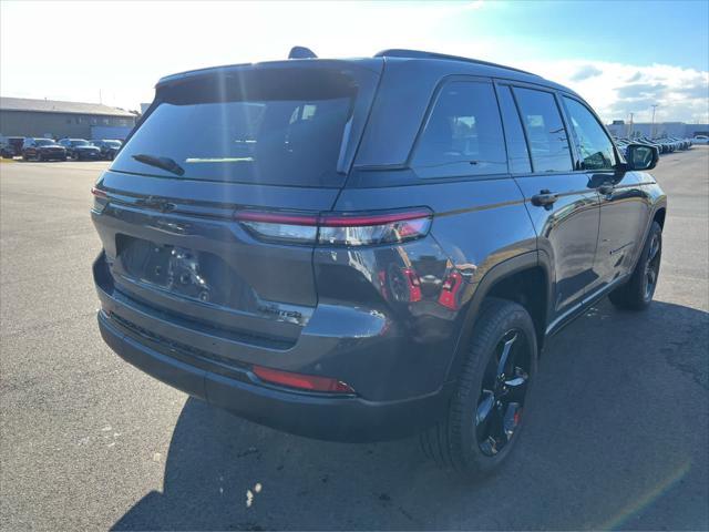 new 2025 Jeep Grand Cherokee car, priced at $51,535