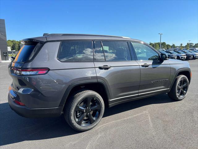 new 2024 Jeep Grand Cherokee L car, priced at $48,881